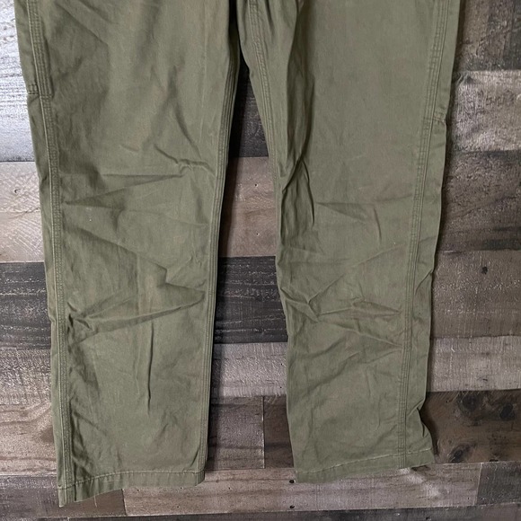 SOLD Carhartt Twill Pants 33X30 - Picture 3 of 6